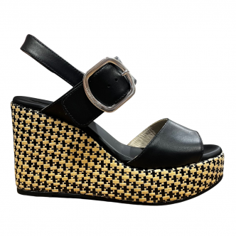 97PE01-NEROGIARDINI-E616022D NEROGIARDINI Sandales et Nu-pieds